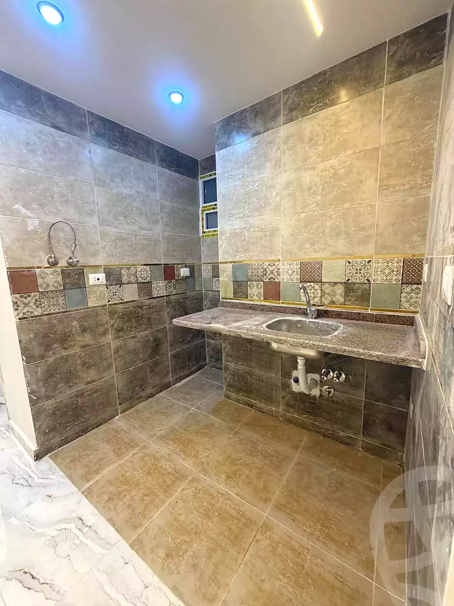 https://aqarmap.com.eg/ar/listing/6976288-for-sale-alexandria-el-asafra-shr-45