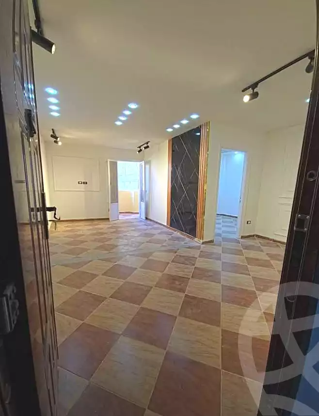 https://aqarmap.com.eg/en/listing/6976669-for-sale-alexandria-al-agamy-el-hanouvel-al-haded-we-al-soulb-st