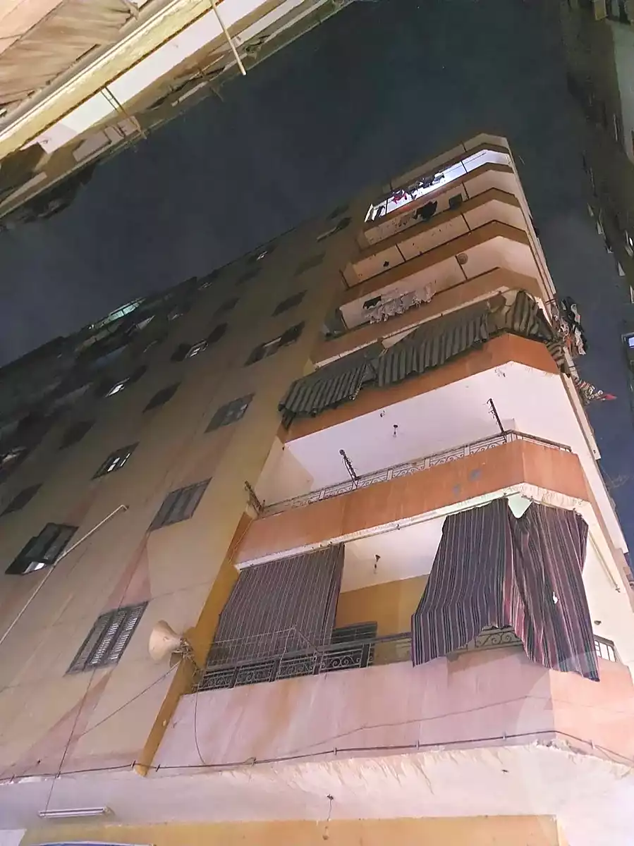 https://aqarmap.com.eg/ar/listing/6976745-for-sale-cairo-faisal-el-tawabeq-el-shaheed-ahmed-hamdy-st