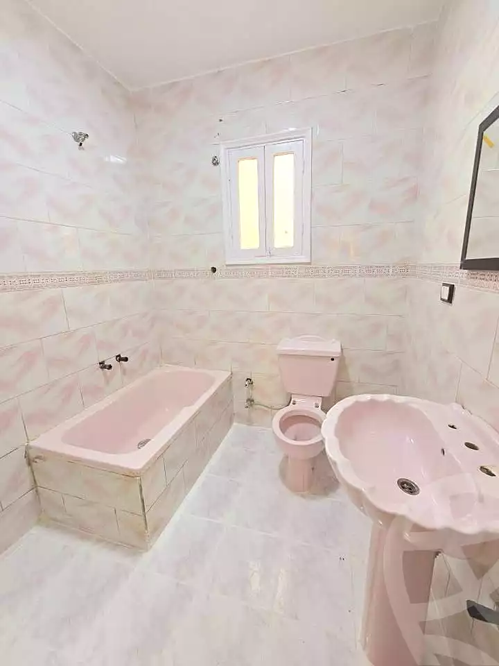 https://aqarmap.com.eg/ar/listing/6976781-for-sale-alexandria-al-agamy-shataa-el-nakheel