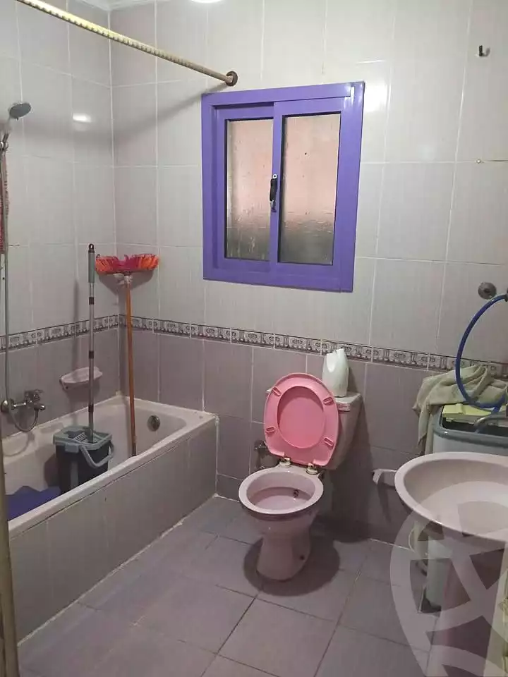 https://aqarmap.com.eg/en/listing/6977307-for-sale-alexandria-al-agamy-el-hanouvel-radwan-st