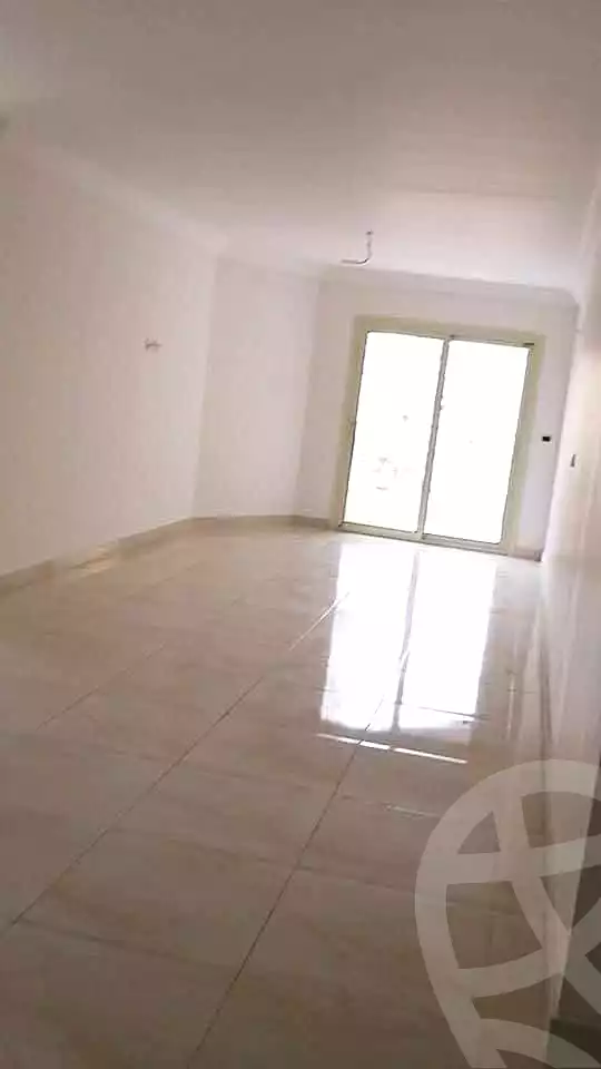 https://aqarmap.com.eg/ar/listing/6977316-for-rent-alexandria-lsywf-el-karma-compound