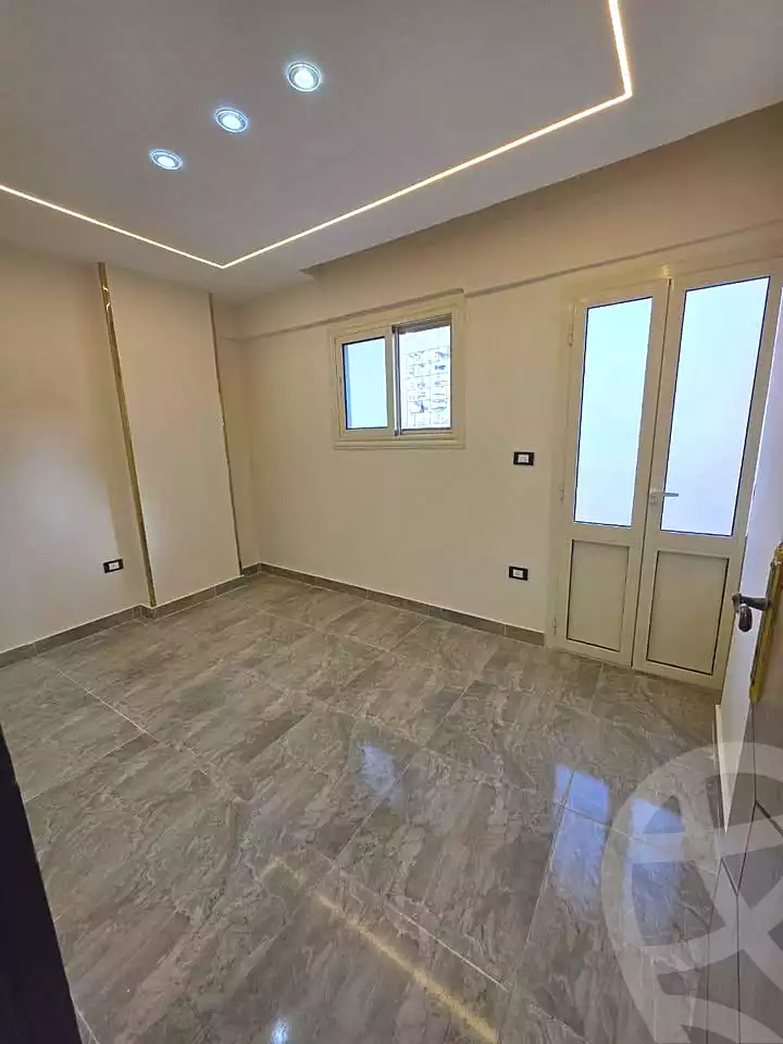 https://aqarmap.com.eg/ar/listing/6977750-for-sale-alexandria-sydy-bshr-sydy-bshr-bhry-khalil-hamada-st