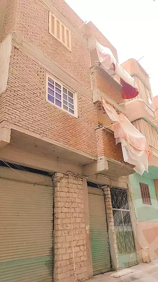 https://aqarmap.com.eg/ar/listing/6977900-for-sale-alexandria-al-agamy-el-hanouvel