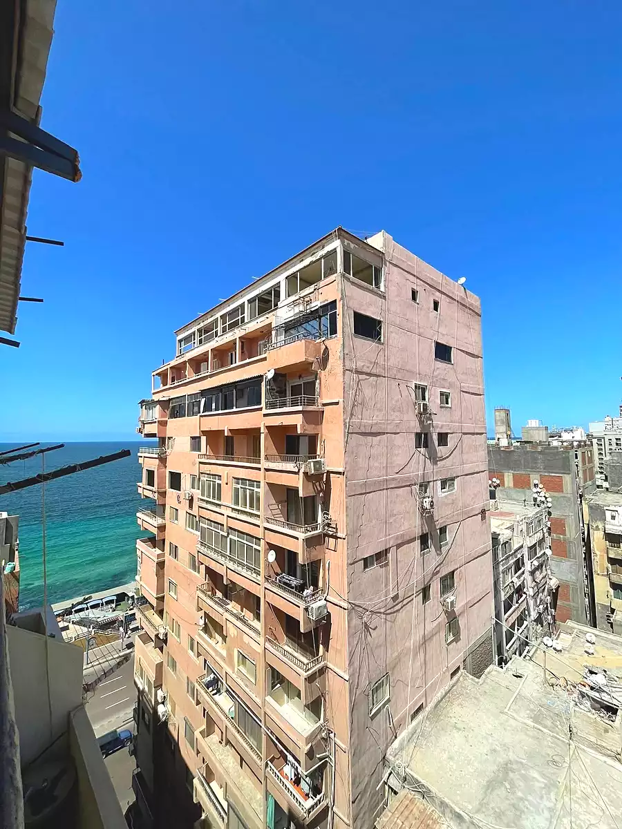 https://aqarmap.com.eg/en/listing/6977914-for-sale-alexandria-camp-cesar-el-gaish-rd