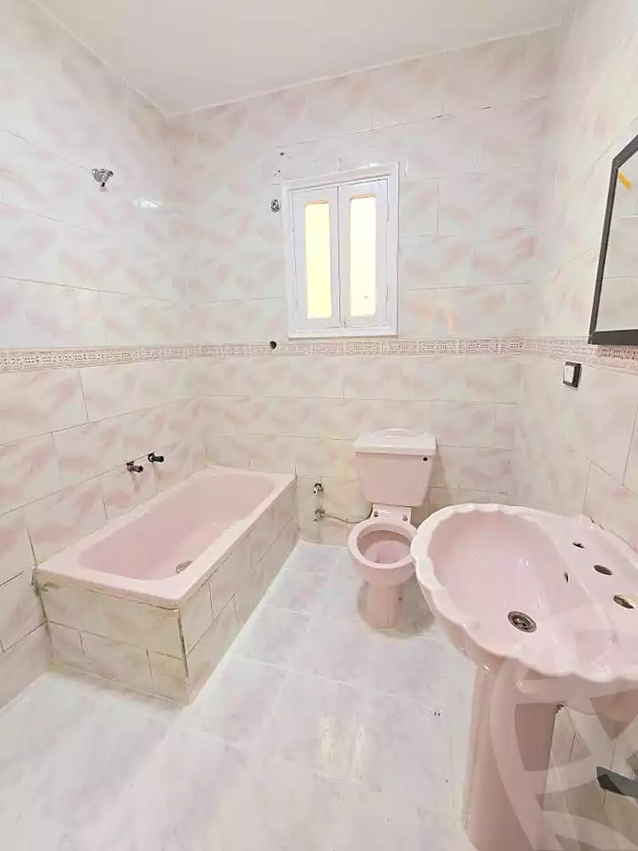 https://aqarmap.com.eg/ar/listing/6978032-for-sale-alexandria-al-agamy-shataa-el-nakheel