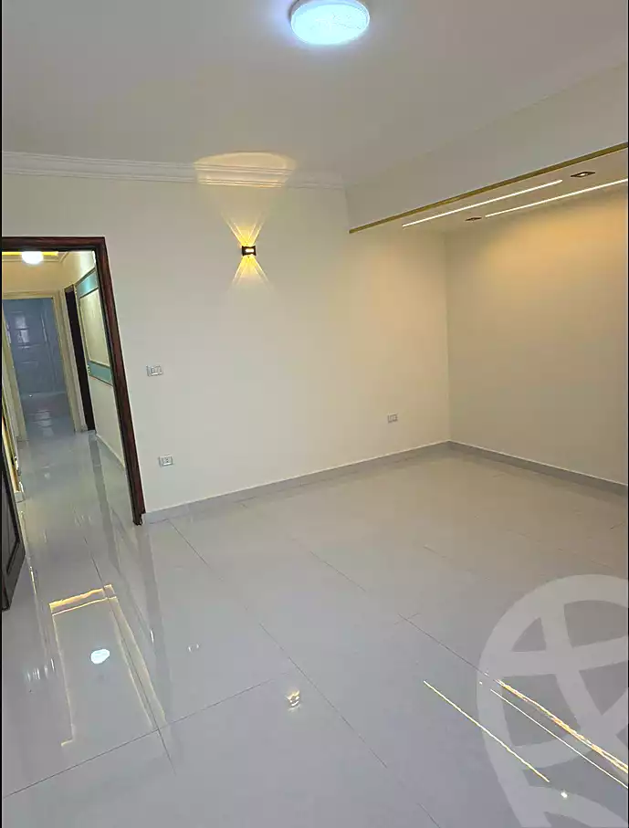 https://aqarmap.com.eg/ar/listing/6978338-for-sale-cairo-ain-shams-el-naam