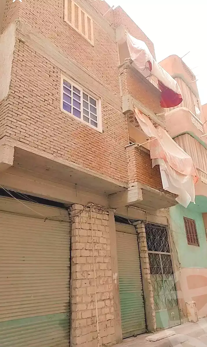 https://aqarmap.com.eg/ar/listing/6978378-for-sale-alexandria-al-agamy-el-hanouvel