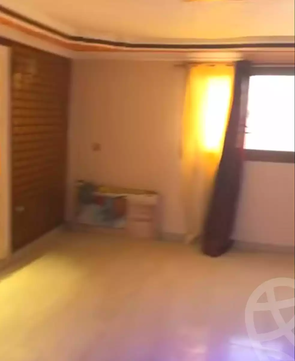 https://aqarmap.com.eg/ar/listing/6978430-for-sale-cairo-ain-shams-ain-shams-el-sharkia-el-eshrein-stt