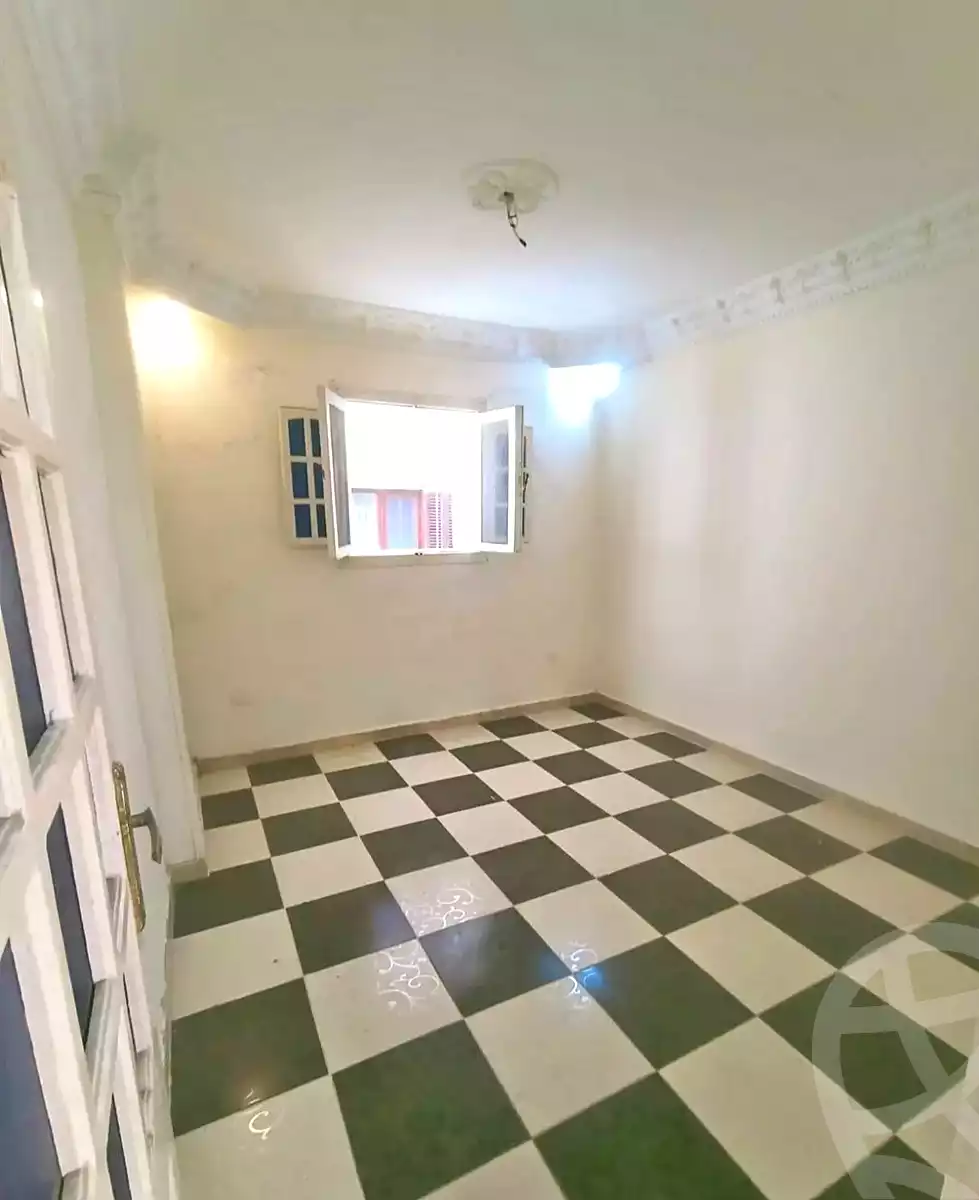 https://aqarmap.com.eg/ar/listing/6978454-for-sale-alexandria-lsywf-el-falki