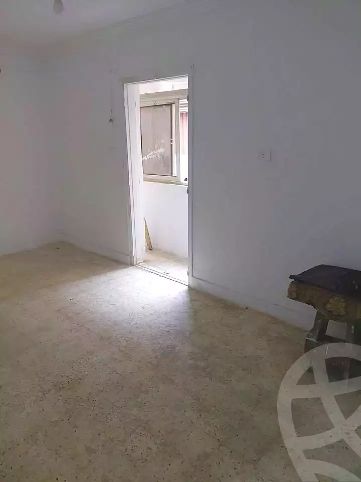 https://aqarmap.com.eg/ar/listing/6978991-for-sale-alexandria-sydy-bshr-sydy-bshr-bhry-gamal-abd-el-nasir-st