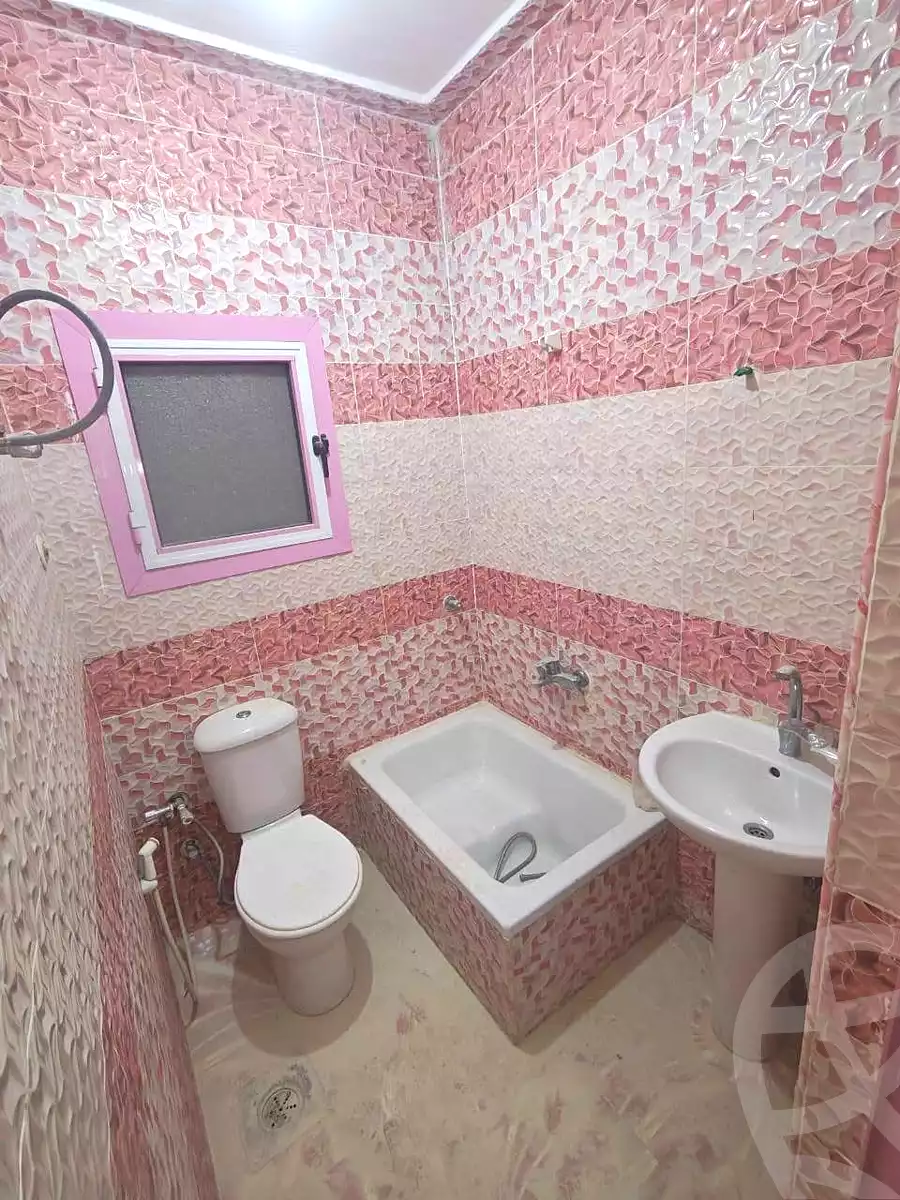 https://aqarmap.com.eg/en/listing/6979100-for-sale-alexandria-al-agamy-el-hanouvel-el-warsha-st