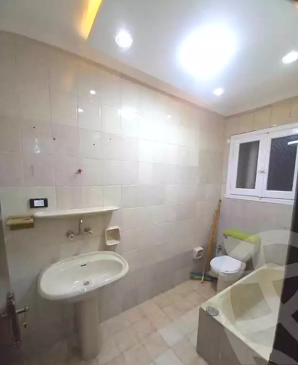 https://aqarmap.com.eg/ar/listing/6979404-for-sale-alexandria-al-agamy-lbytsh-bianchiii