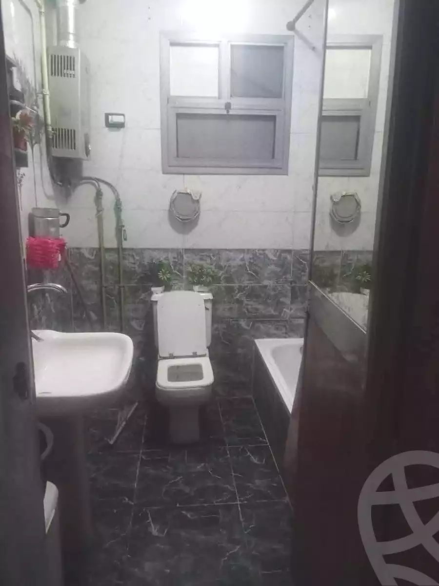 https://aqarmap.com.eg/en/listing/6979529-for-sale-cairo-helwan-mnshy-yn-hlwn-rael-st