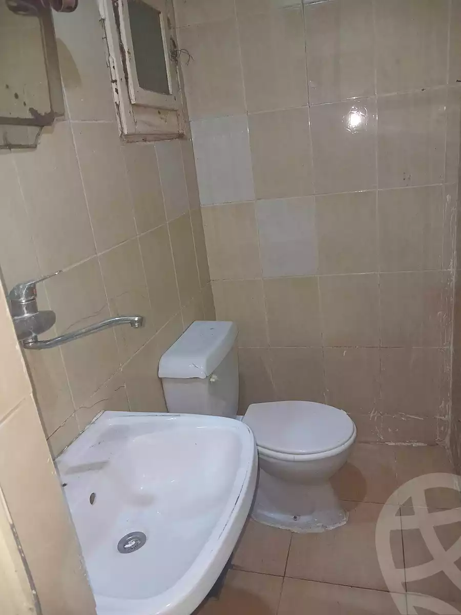 https://aqarmap.com.eg/en/listing/6979588-for-sale-alexandria-al-agamy-el-hanouvel