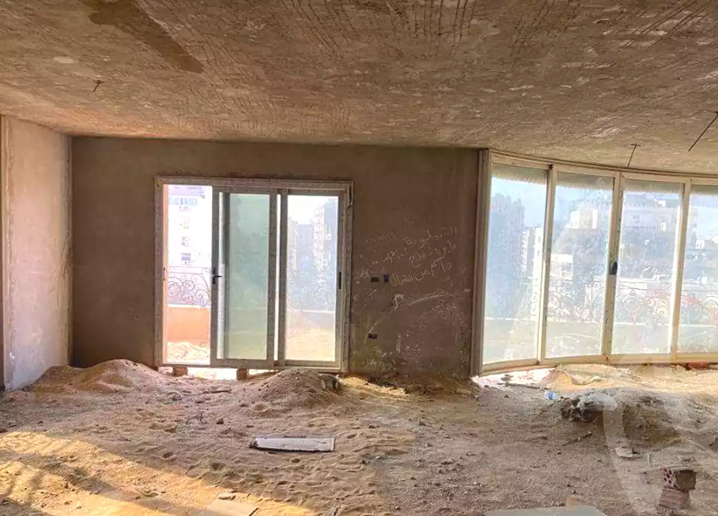 https://aqarmap.com.eg/ar/listing/6979867-for-sale-sharqia-zagazig-zagazig-city-ghasham-rd