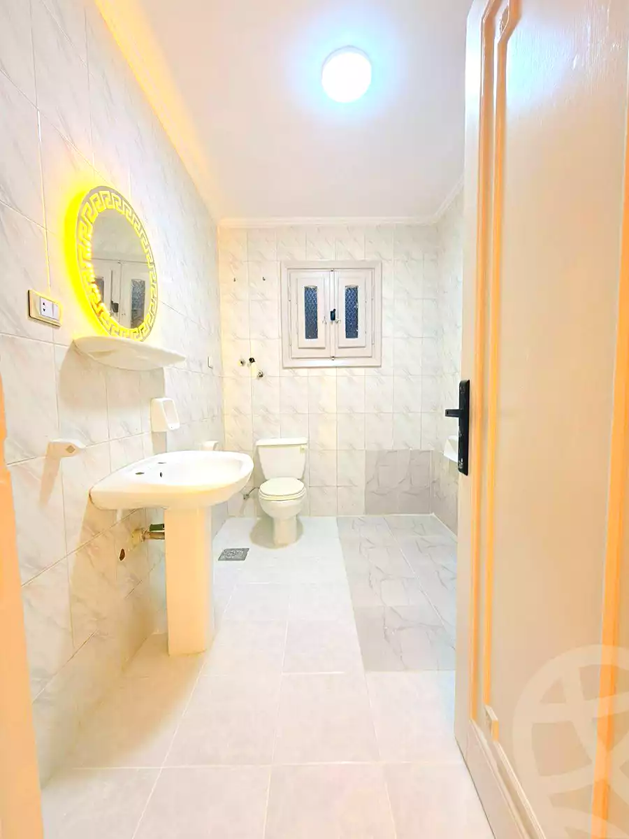 https://aqarmap.com.eg/ar/listing/6979948-for-sale-alexandria-al-agamy-shataa-el-nakheel
