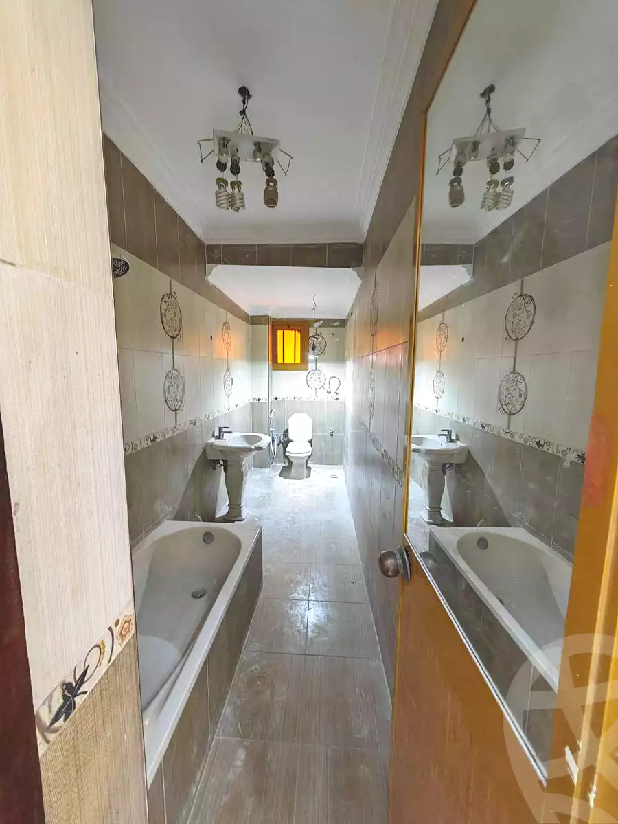 https://aqarmap.com.eg/en/listing/6980005-for-sale-cairo-helwan-helwan-el-sharkeya-thabit-basha-st