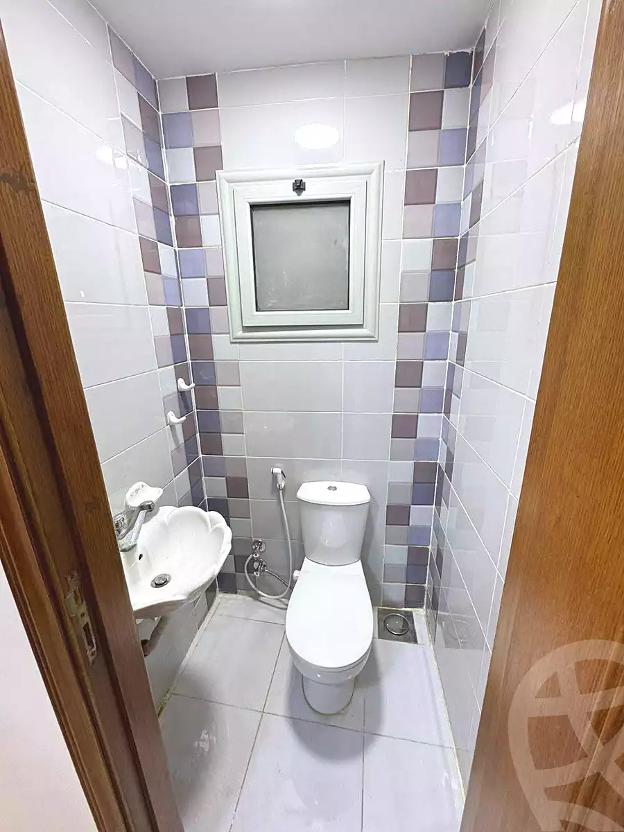 https://aqarmap.com.eg/en/listing/6980073-for-sale-alexandria-sydy-bshr-sydy-bshr-bhry-shr-mhmwd-l-yswy