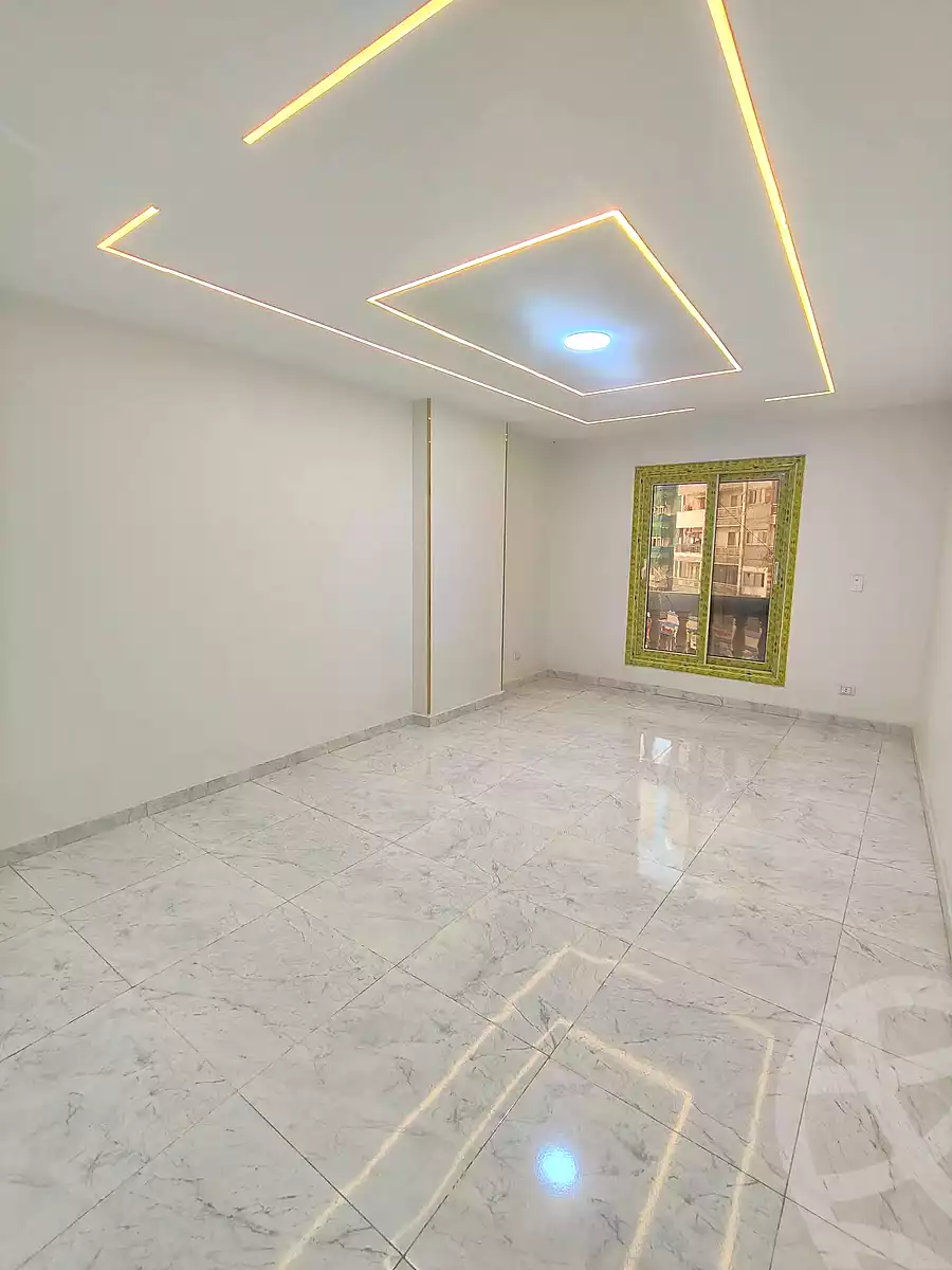 https://aqarmap.com.eg/ar/listing/6980161-for-sale-alexandria-sydy-bshr-sydy-bshr-bhry-khalil-hamada-st