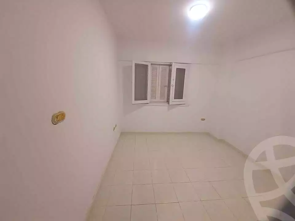 https://aqarmap.com.eg/ar/listing/6980164-for-sale-alexandria-al-agamy-shataa-el-nakheel