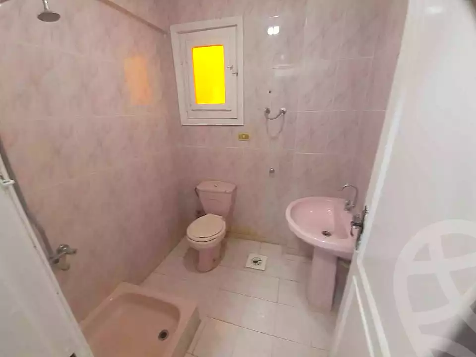 https://aqarmap.com.eg/ar/listing/6980164-for-sale-alexandria-al-agamy-shataa-el-nakheel
