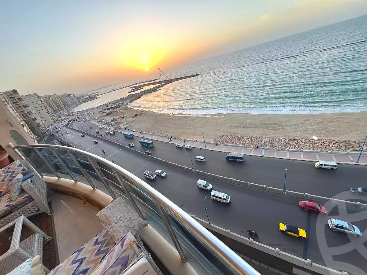 https://aqarmap.com.eg/ar/listing/6980168-for-sale-alexandria-sydy-bshr-tryq-ljysh