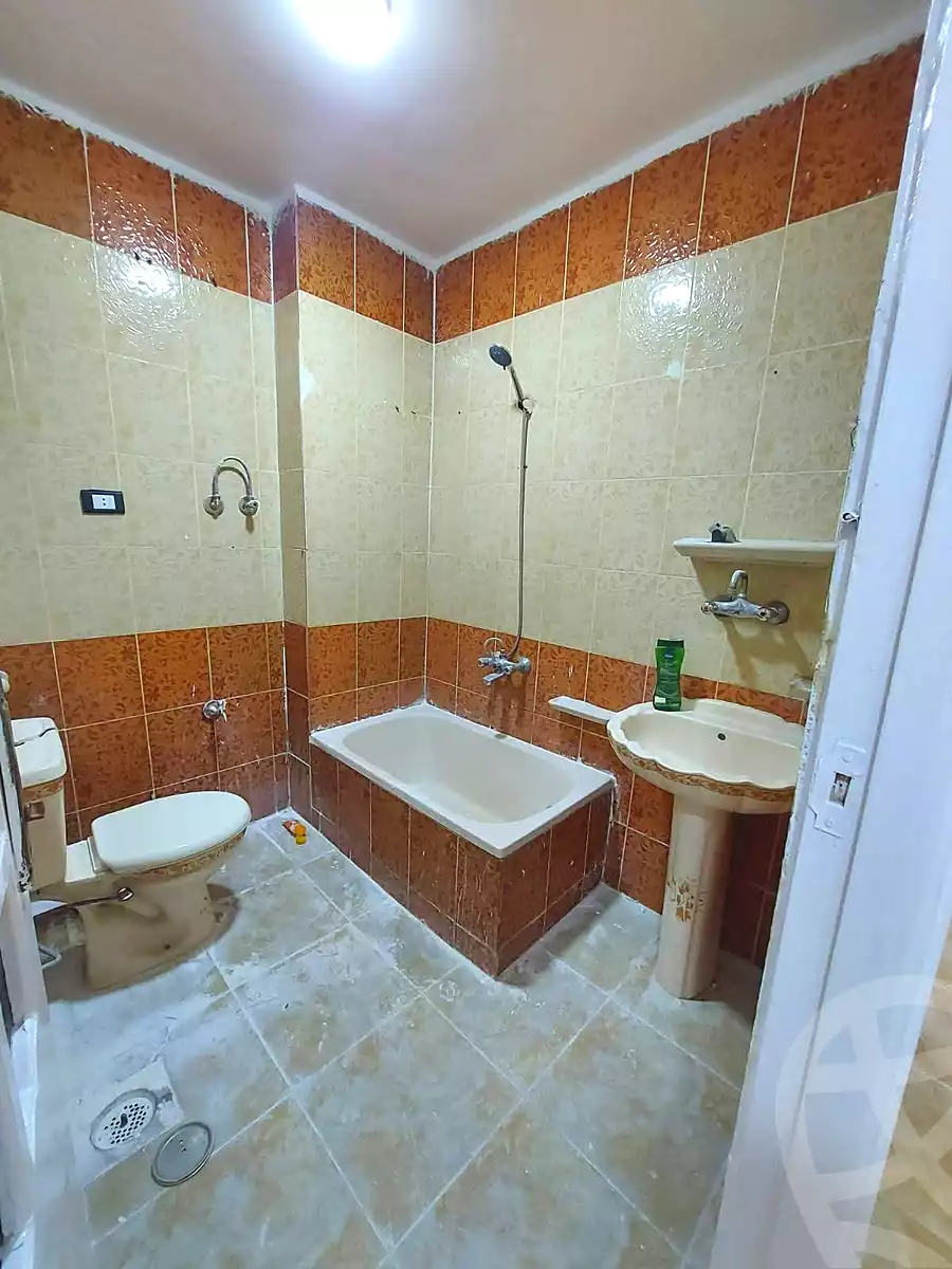 https://aqarmap.com.eg/en/listing/6980374-for-sale-alexandria-lsywf-el-falki