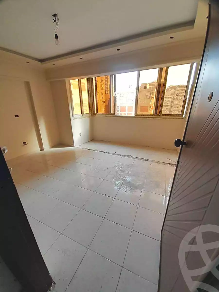 https://aqarmap.com.eg/ar/listing/6980480-for-sale-alexandria-sydy-bshr-sydy-bshr-bhry-shr-lsg-mhmd-bd-lslm