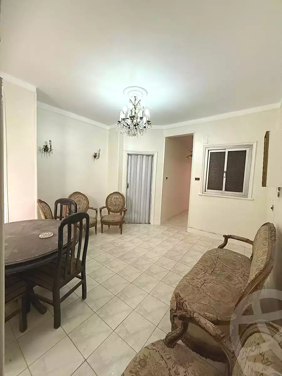 https://aqarmap.com.eg/en/listing/6980712-for-sale-cairo-downtown-abdeen-mohammed-farid-st