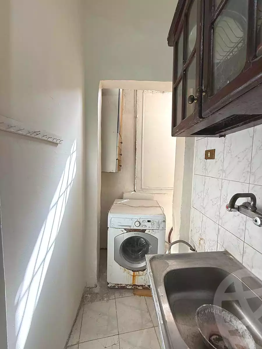 https://aqarmap.com.eg/en/listing/6980712-for-sale-cairo-downtown-abdeen-mohammed-farid-st
