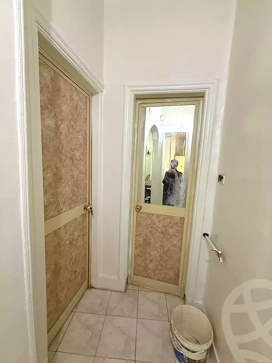 https://aqarmap.com.eg/en/listing/6980712-for-sale-cairo-downtown-abdeen-mohammed-farid-st