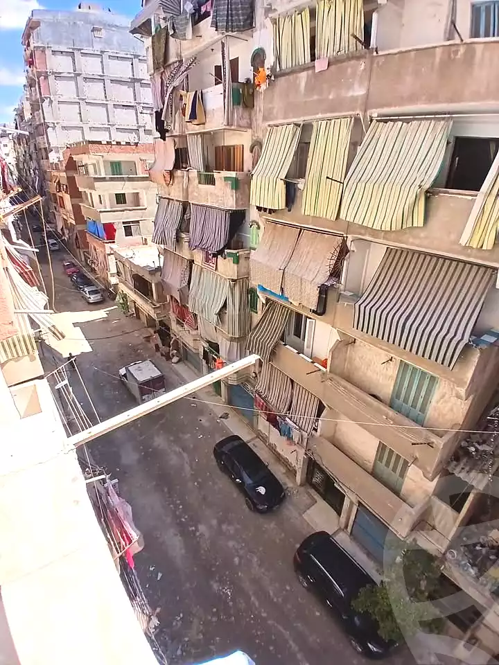 https://aqarmap.com.eg/ar/listing/6980955-for-sale-alexandria-al-agamy-lbytsh-ain-shams-st