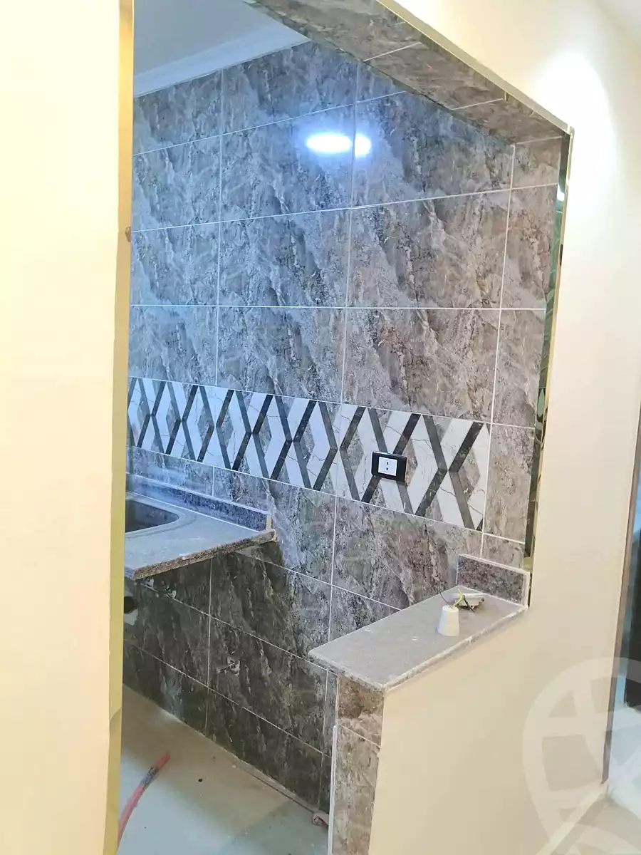 https://aqarmap.com.eg/ar/listing/6981069-for-rent-cairo-ain-shams-jsr-lswys