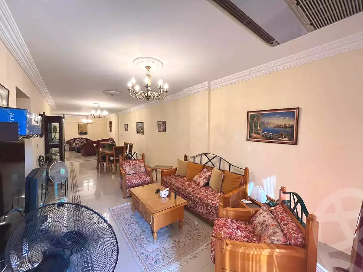 https://aqarmap.com.eg/en/listing/6981080-for-sale-alexandria-el-montazah-malak-hefney