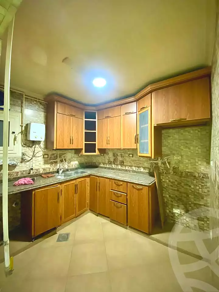 https://aqarmap.com.eg/ar/listing/6981187-for-sale-alexandria-al-agamy-lbytsh-al-kaada-st