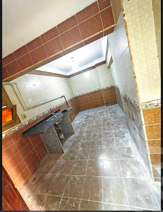 https://aqarmap.com.eg/ar/listing/6981394-for-sale-cairo-helwan-helwan-el-sharkeya-thabit-basha-st