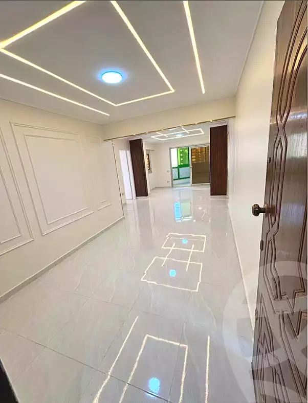 https://aqarmap.com.eg/ar/listing/6981428-for-sale-alexandria-sydy-bshr-sydy-bshr-bhry-shr-mhmwd-l-yswy
