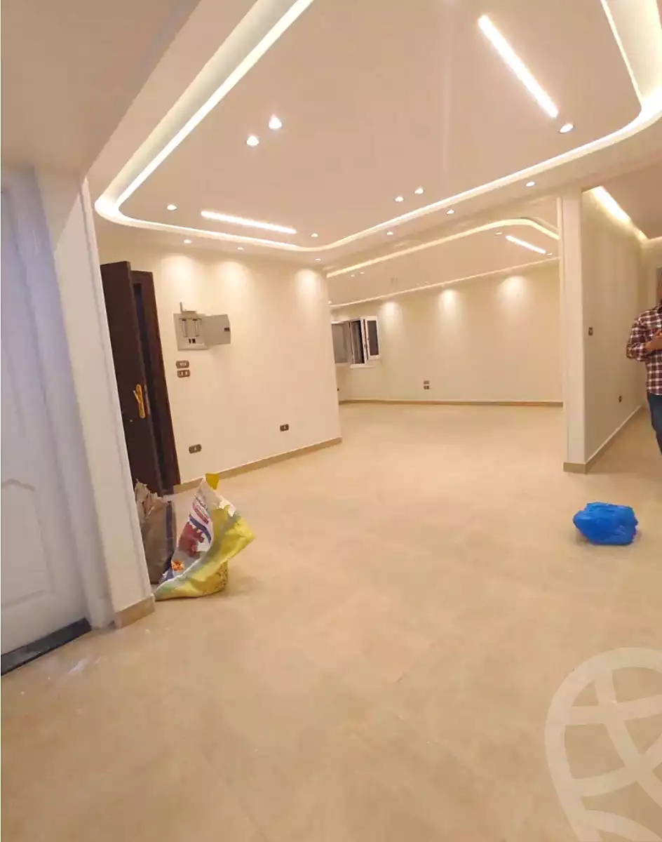 https://aqarmap.com.eg/ar/listing/6981293-for-sale-alexandria-sydy-bshr-sydy-bshr-bhry-khalil-hamada-st