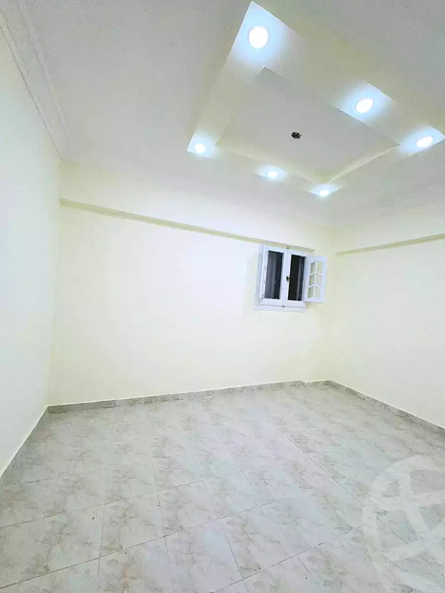 https://aqarmap.com.eg/ar/listing/6981550-for-sale-alexandria-al-agamy-shataa-el-nakheel-street-10