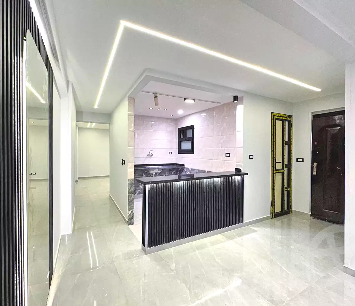 https://aqarmap.com.eg/ar/listing/6981591-for-rent-alexandria-sydy-bshr-sydy-bshr-bhry-shr-mhmwd-l-yswy