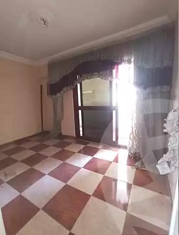 https://aqarmap.com.eg/ar/listing/6981934-for-sale-alexandria-sydy-bshr-sydy-bshr-bhry-shr-mhmd-njyb