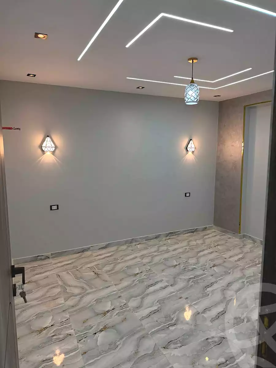 https://aqarmap.com.eg/en/listing/6982111-for-sale-cairo-el-haram-el-lebeny-soltan-khattab-st