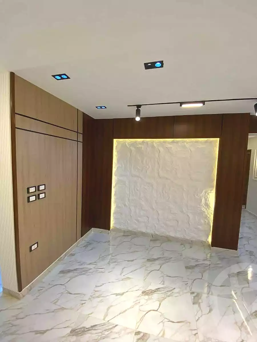 https://aqarmap.com.eg/ar/listing/6982287-for-sale-alexandria-al-agamy-lbytsh-shahr-al-assal-st