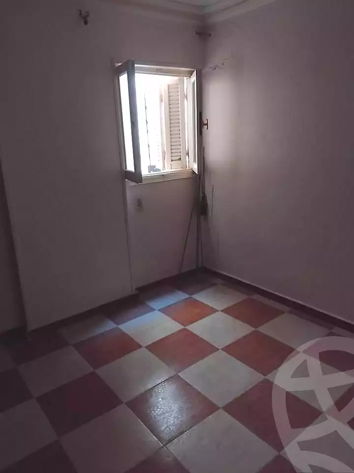 https://aqarmap.com.eg/ar/listing/6982481-for-sale-alexandria-el-asafra-l-sfr-qbly-street-30