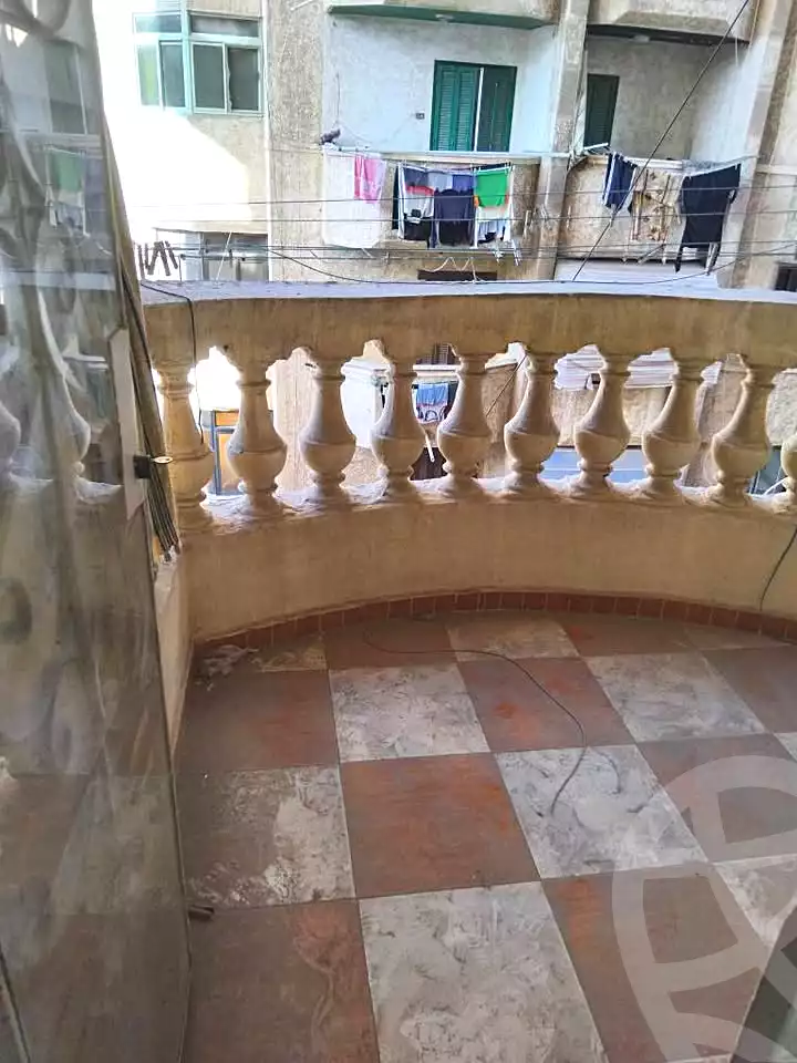 https://aqarmap.com.eg/ar/listing/6982481-for-sale-alexandria-el-asafra-l-sfr-qbly-street-30