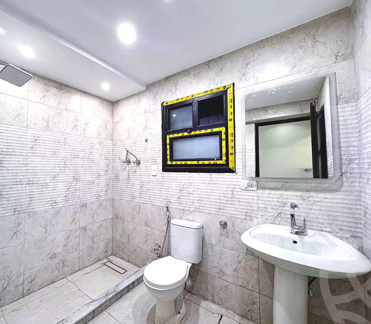 https://aqarmap.com.eg/ar/listing/6982816-for-rent-alexandria-sydy-bshr-sydy-bshr-bhry-shr-mhmwd-l-yswy