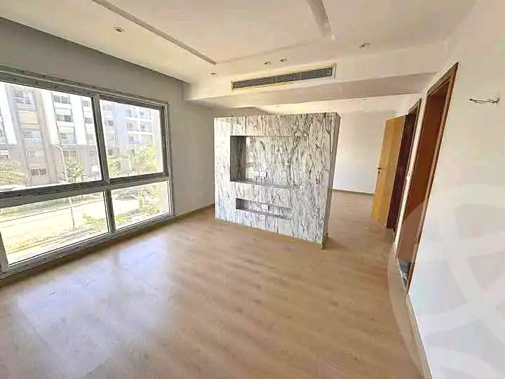 https://aqarmap.com.eg/ar/listing/6982983-for-sale-cairo-new-administrative-capital-r7-oia