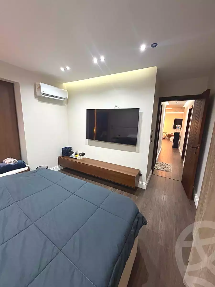 https://aqarmap.com.eg/ar/listing/6983766-for-sale-cairo-6th-of-october-compounds-creek-park