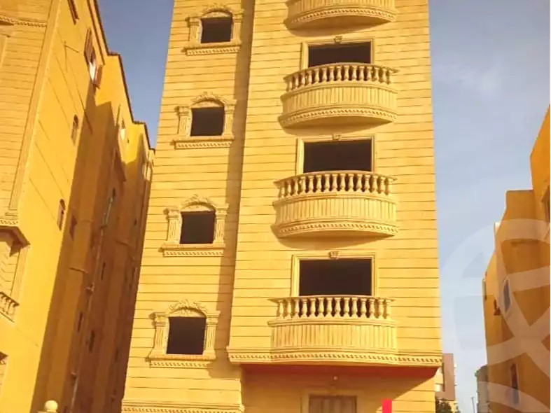 https://aqarmap.com.eg/ar/listing/6927345-for-sale-cairo-15th-of-may-Neighbourhood 10